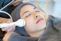 Src. Freepik.com, manfaat facial hydra pada kulit