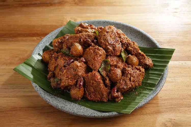 Rendang |  Source : kompas.com 