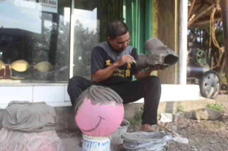 Bakri Rivai, Lelaki Serba Bisa asal Bandung (Foto: Dokumentasi Pribadi)