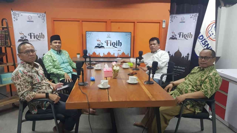 Potcast Fiqih Warung Kopi bersama KH Jamaluddin F Hasyim, Kiai Imaduddin, Kiai Lukman Amin, dan Abudus Salah Radai/Foto: Dokpri