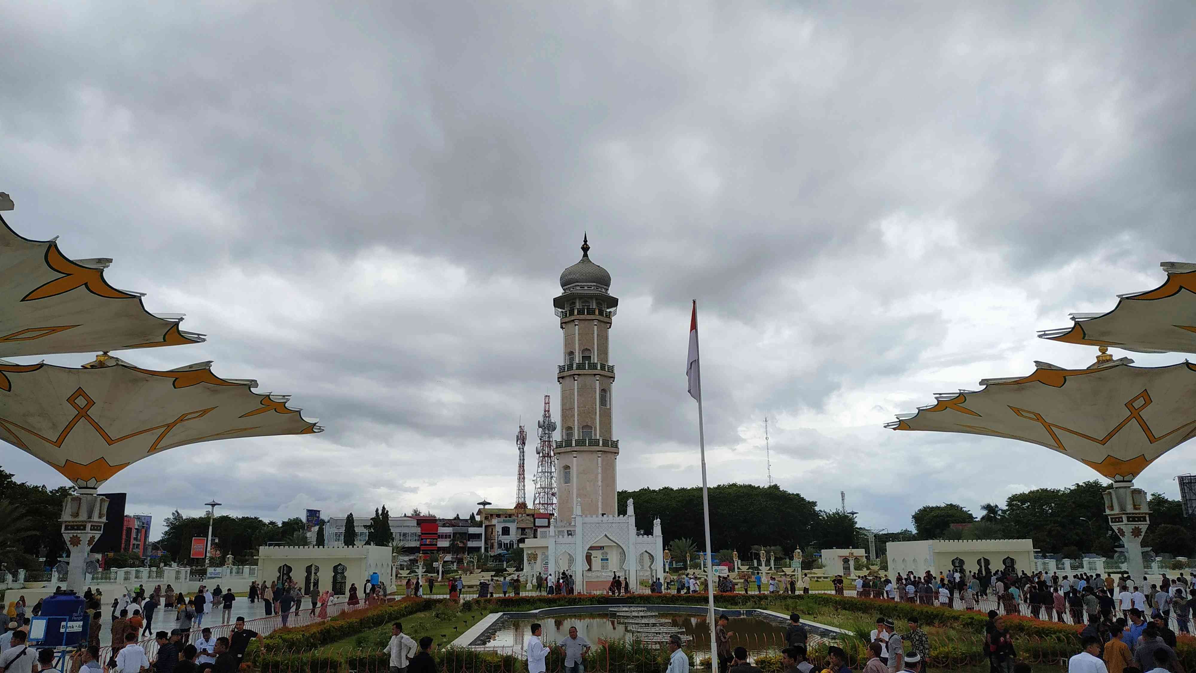 Menara Masjid Raya Baiturahman Banda Aceh. Photo: dok pribadi