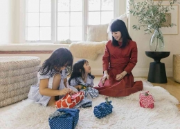How to Be More Sustainable This Holiday Season -- KonMari | The Official Website of Marie Kondo 