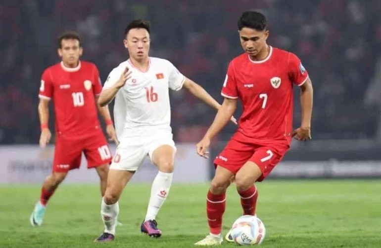 Timnas Indonesia saat bertemu Vietnam di Stadion GBK. (Instagram @kamustimnas)