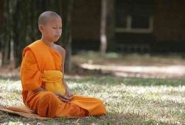 Meditasi Agama Budha (samaggi-phala.or.id)