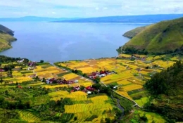 Lembah Bonandolok tampak dari arah air terjun Sitapigagan (Foto: YouTube Jhonny Siahaan)