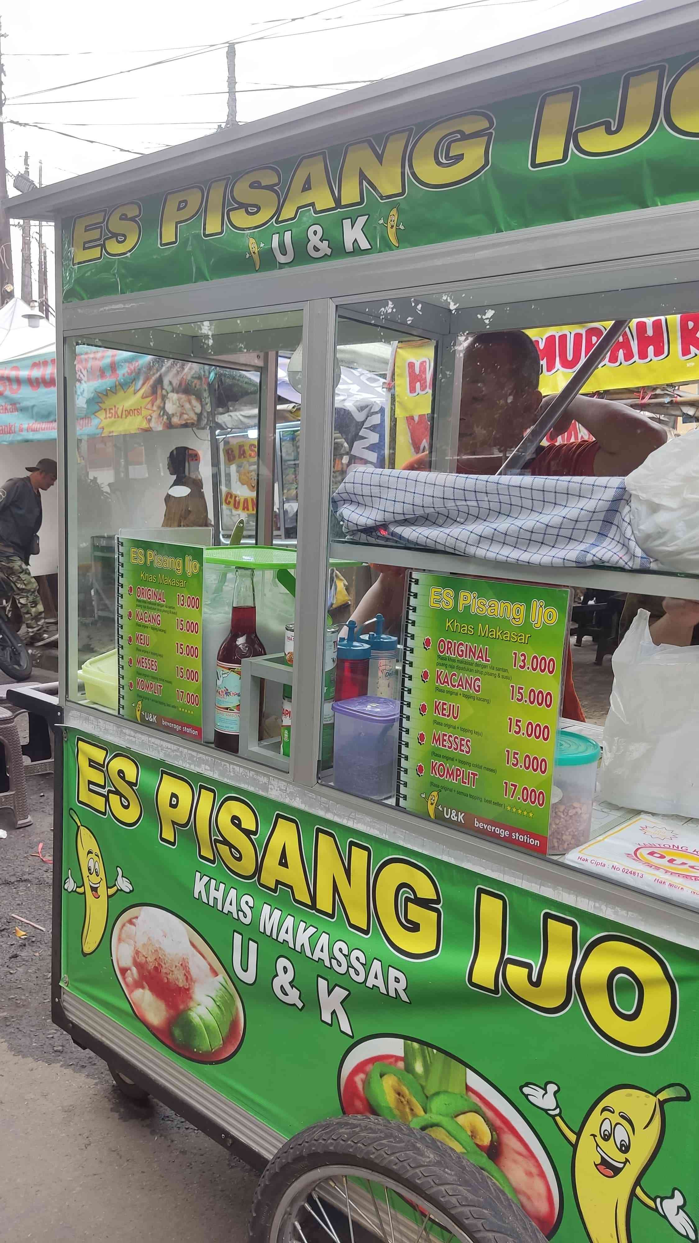 Stand Es Pisang Ijo 