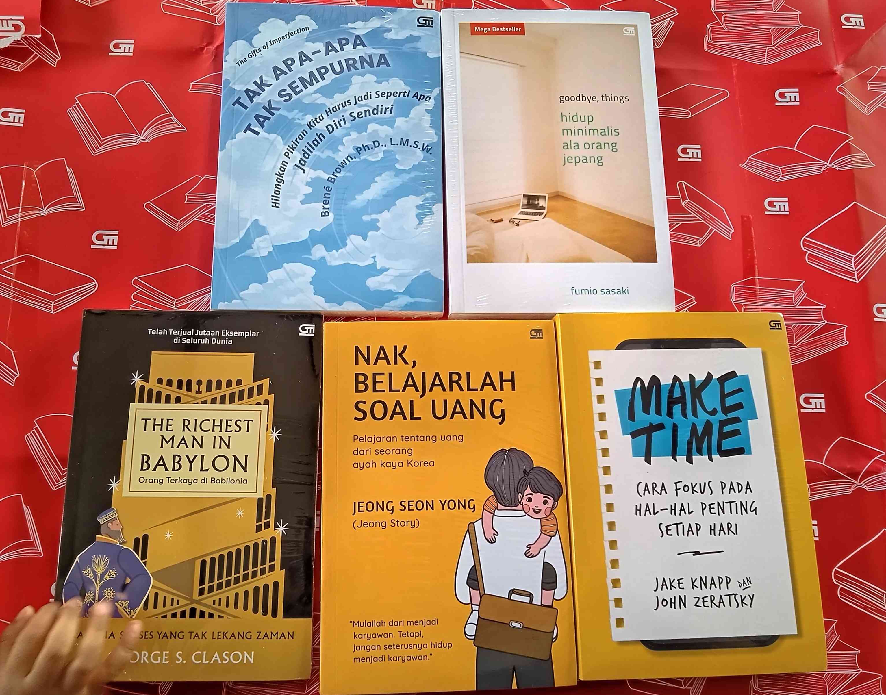 Lima buku spesial dari ultah GPU yang ke 50. sumber: dok.pri./choirunnisa