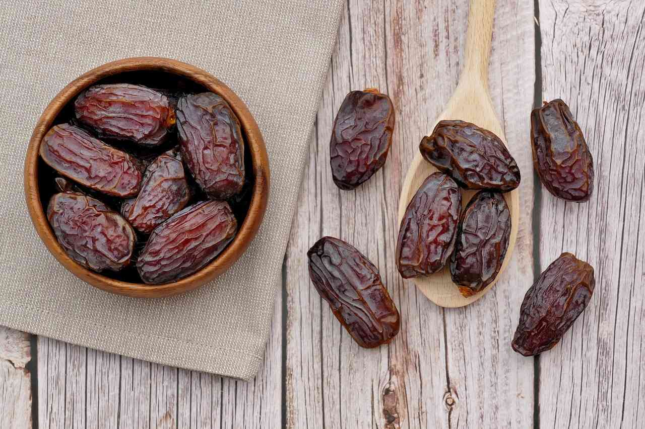 kurma dengan beragam manfaatnya/pixabay