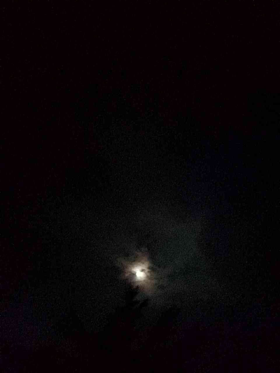 Foto rembulan malam itu. Dokpri