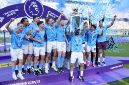 Momen saat Manchester City berhasil menjadi juara Liga Champions musim 2022/23 setelah menang lawan Chelsea, Minggu (21/5/2023). FOTO: AP/JON SUPER via KOMPAS.id
