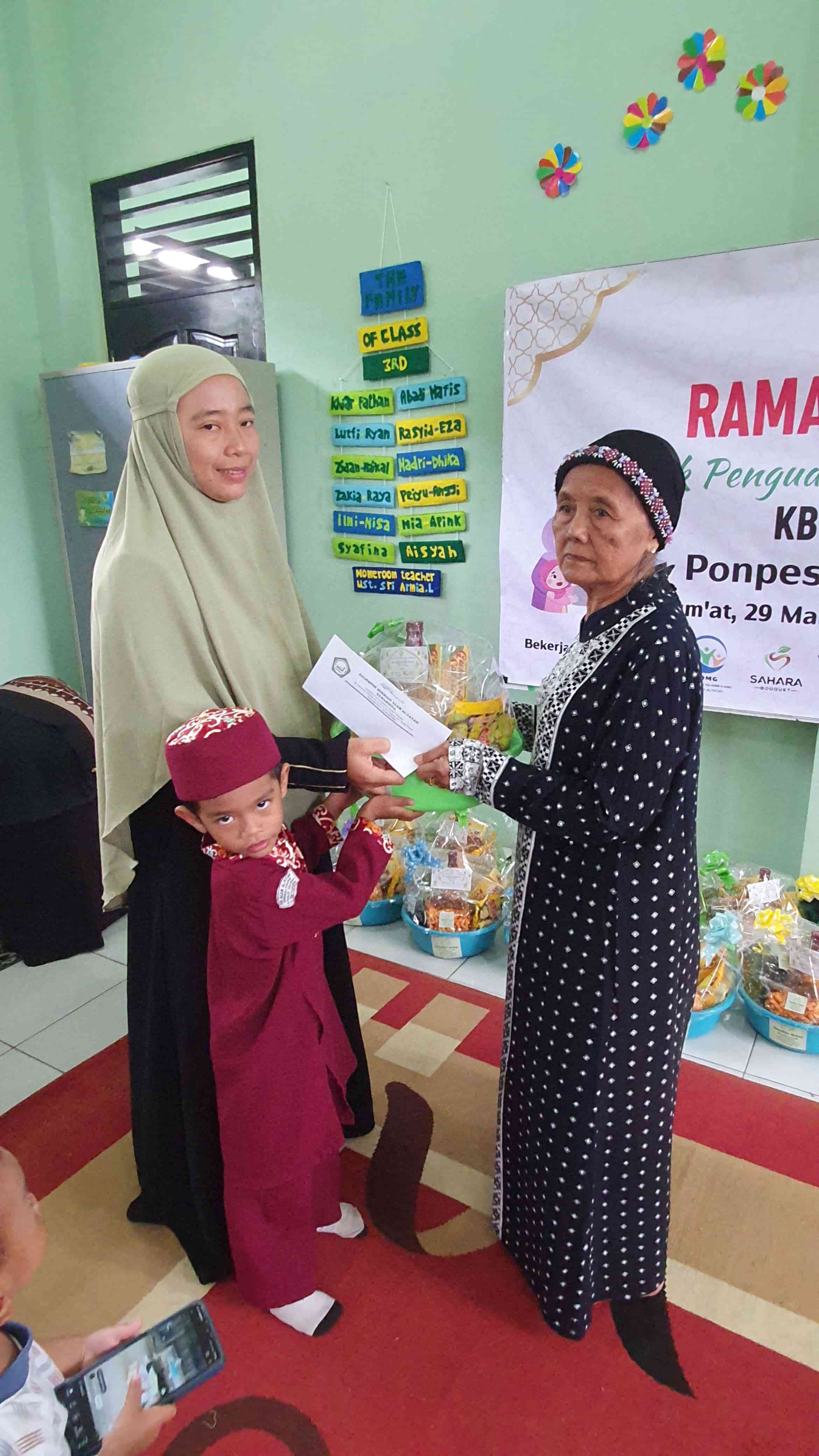 Indahnya Ramadan Berbagi | Foto: Mbak Tika