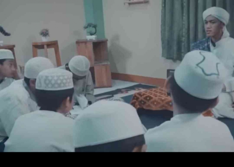 The Power of Taubat dan kelapangan hati Film pendek kehidupan pondok pesantren (tangkapan layar Al-bahjah TV)