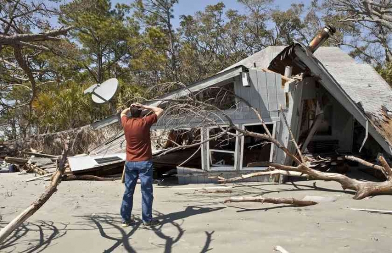 Natural Disaster Help: Using Your Benefits in Times of Need -- Mylife TS (adp.com) 