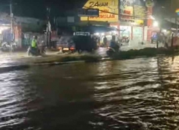 Banjir Kramat Jati, sumber: youtube.com/KompasTV