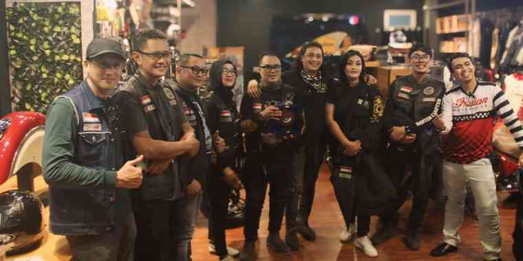 RoRI Chapter Banten saat menghadiri opening Bikers House x Bikersjowo. (Bikersjowo) 