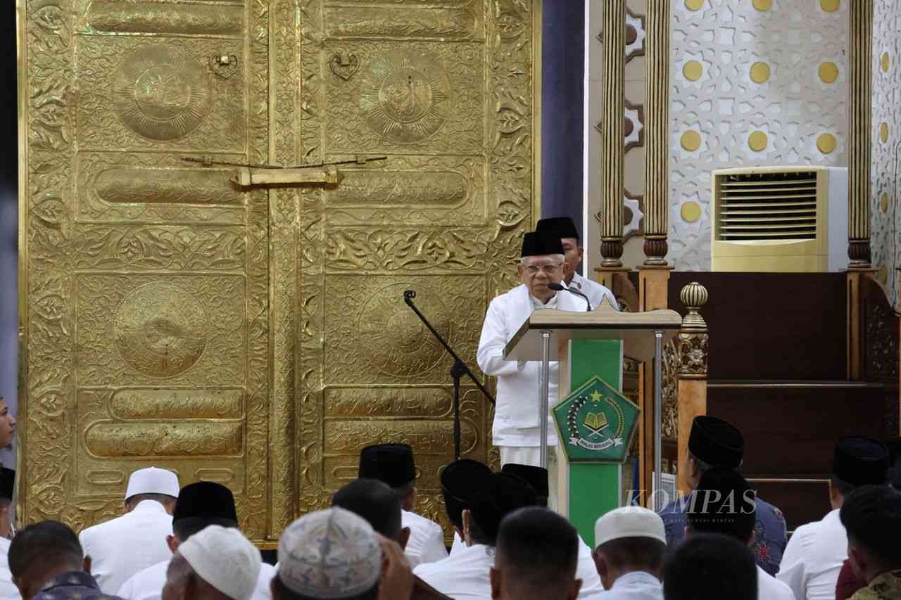 Wapres KH Ma'ruf Amin ketika ceramah Ramadan menyampaikan soal nafsu kekuasaan|dok. Kompas/Nina Susilo