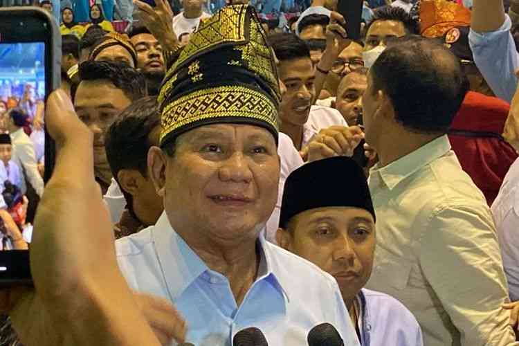 Prabowo yang sempat mendapat penilaian tidak positif dalam debat Pilp[res. foto: kompas.com 