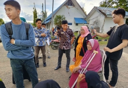 Saat Memantau Arus Mudik di Pelabuhan Feri Simboro Mamuju, Sulawesi Barat. (Dokumentasi Pribadi)