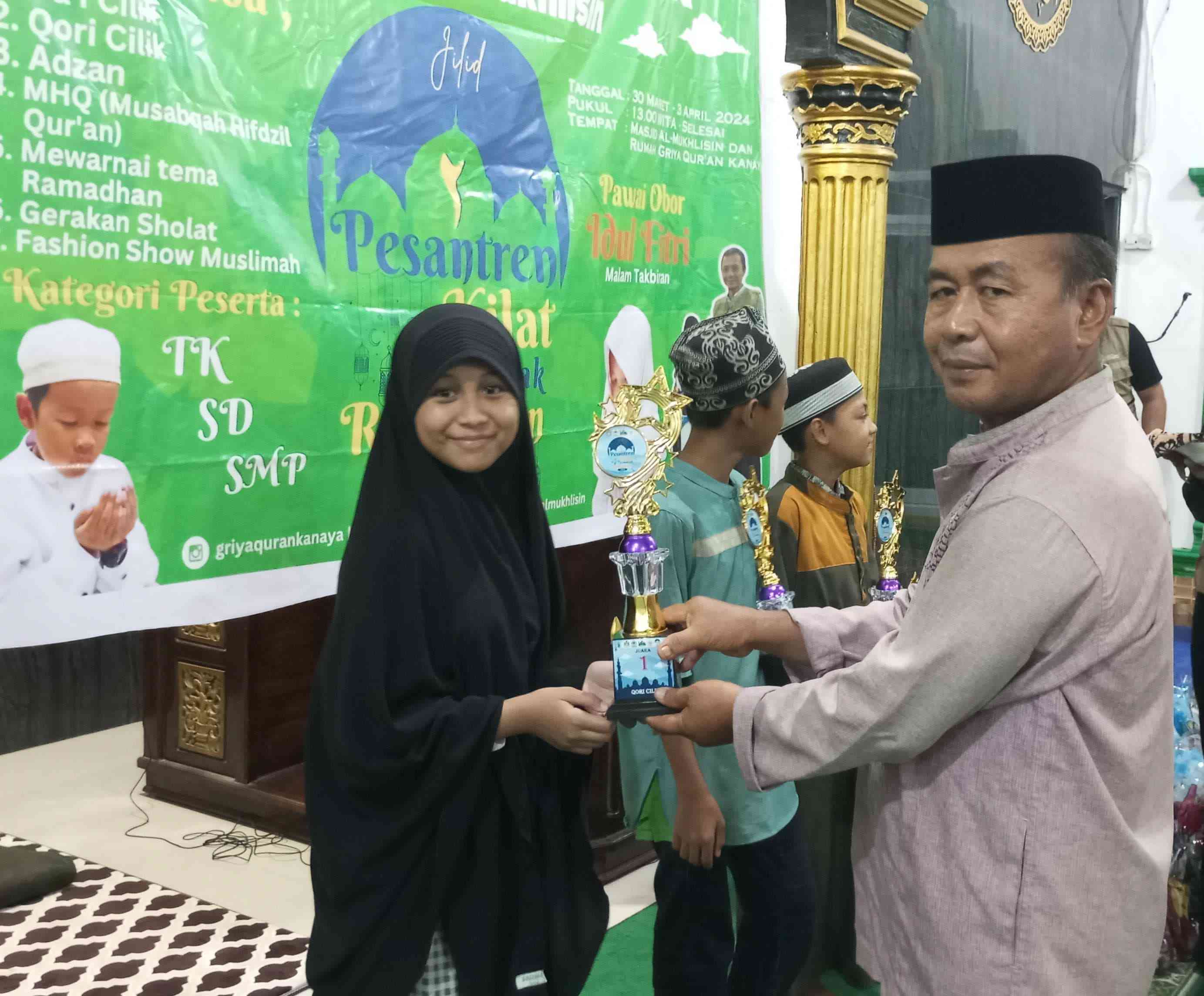 Malam Puncak Kegiatan Pesantren Kilat & Semarak Ramadhan 1445 H Jilid 2, di Masjid Al-Mukhlisin, Rabu 3 April2024. Dokpri