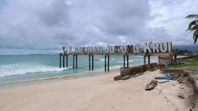 Pantai Krui, Lampung|dok. uzone.id