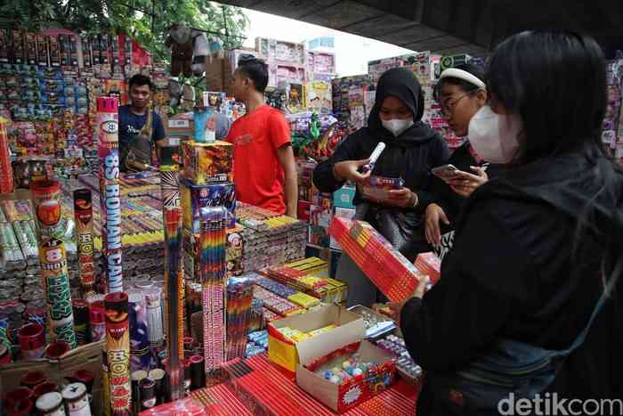 Ilutrasi penjual petasan|dok. detik.com/Pradita Utama