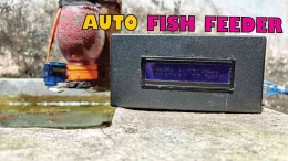 Contoh alat pemberi pakan otomatis untuk ikan di dalam aquarium (dok foto: youtube.com/@riskipermadani5815)