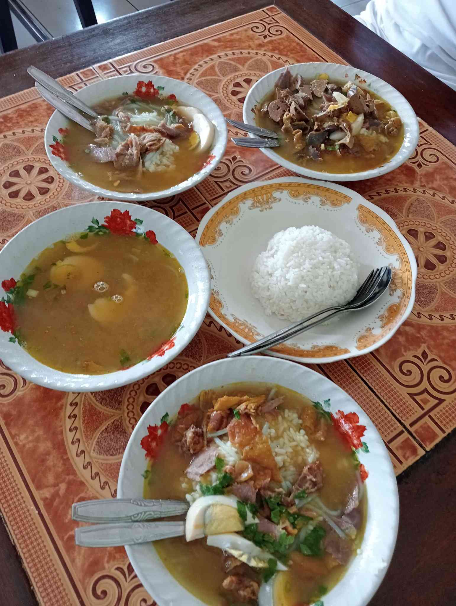 Soto Ayam Pacitan (dok. Bukanbocahbiasa.com)  