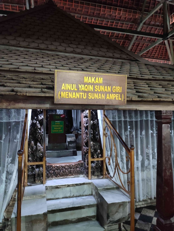 Makam Sunan Giri (dok pri)