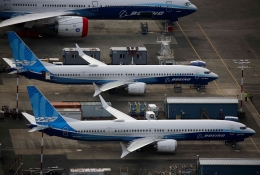 Pesawat Boeing 777X dan Boeing 737 MAX di Boeing Field (Sumber: Reuters)
