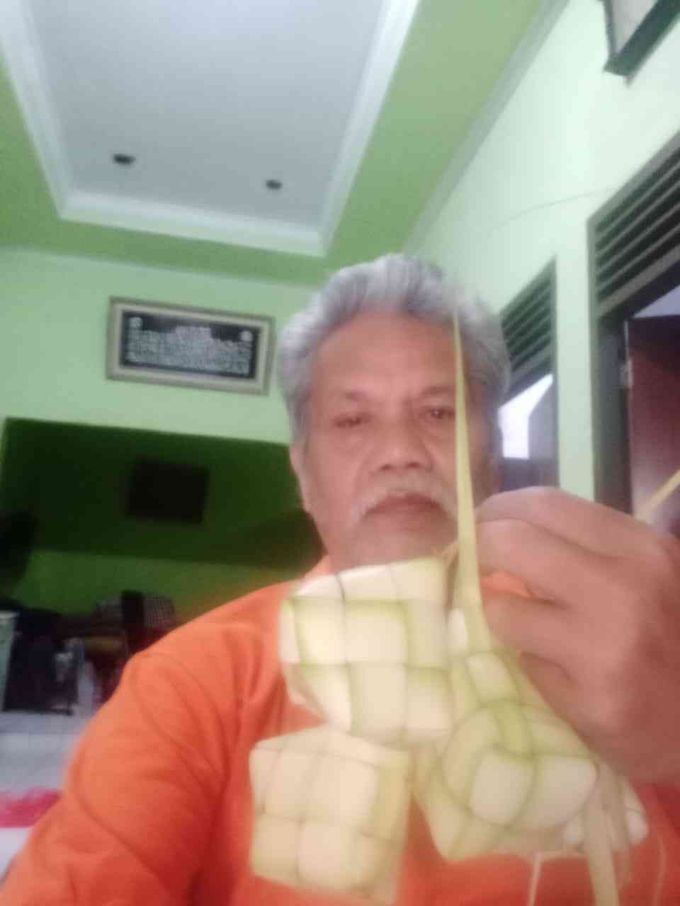  Ketupat sumber gambar dokumen pribadi 