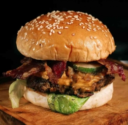 Kumpeni Burger / Foto: Instagram.com/kumpeniburgers