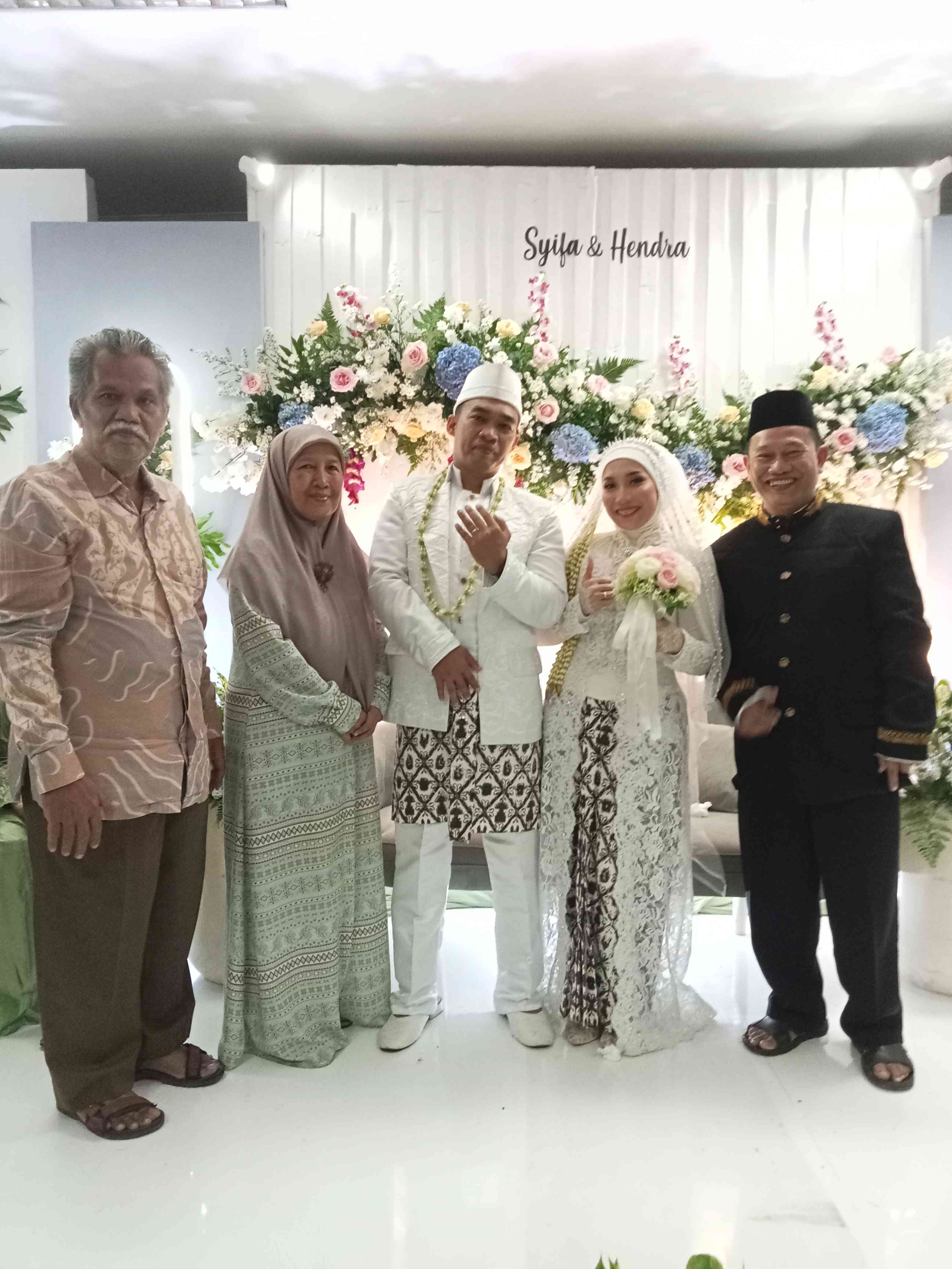 Pasangan pengantin sumber gambar dokumen pribadi