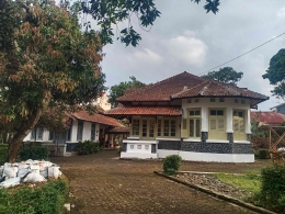 Bangunan tua zaman Hindia Belanda peninggalan Patih Tjitjalengka/Cicalengka (Foto: Dok. Pribadi)