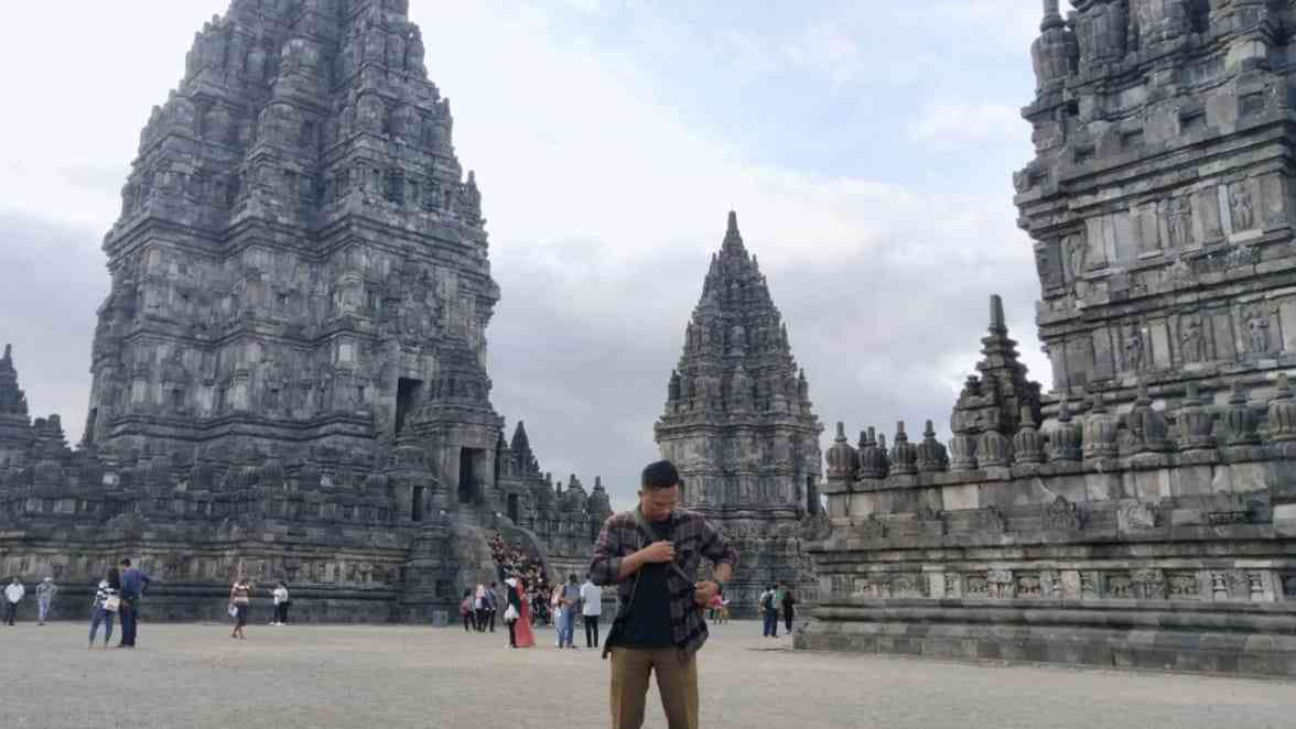 Doc. Teuku Amnar Saputra (Candi Prambanan - Yogyakarta)