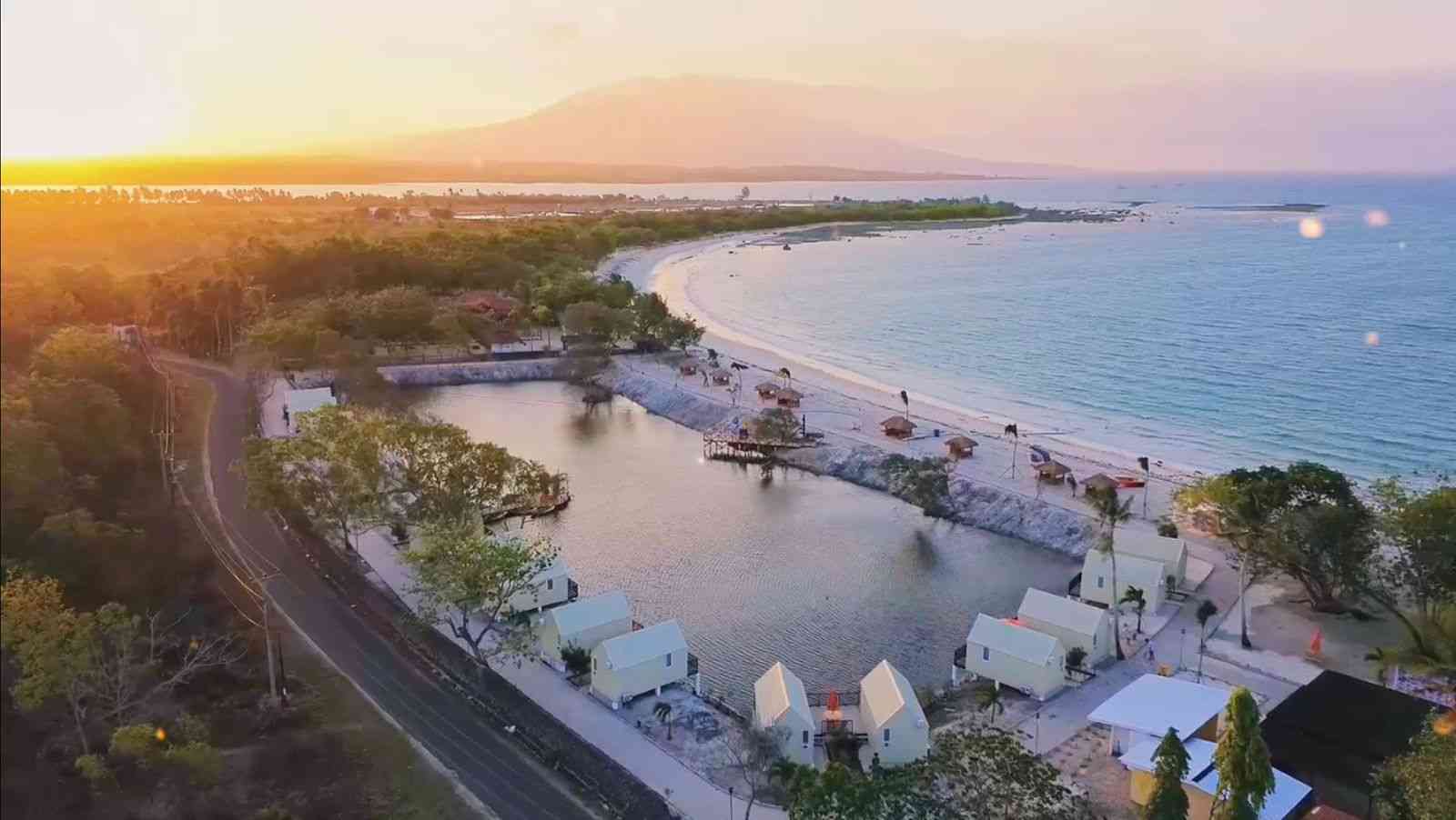 Gambar pantai. Dok. Pribadi.