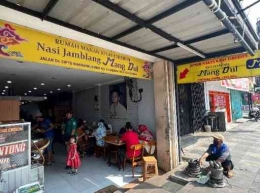 RM Nasi Jamblang Mang Dul (Sumber: Food.Indozone.com)