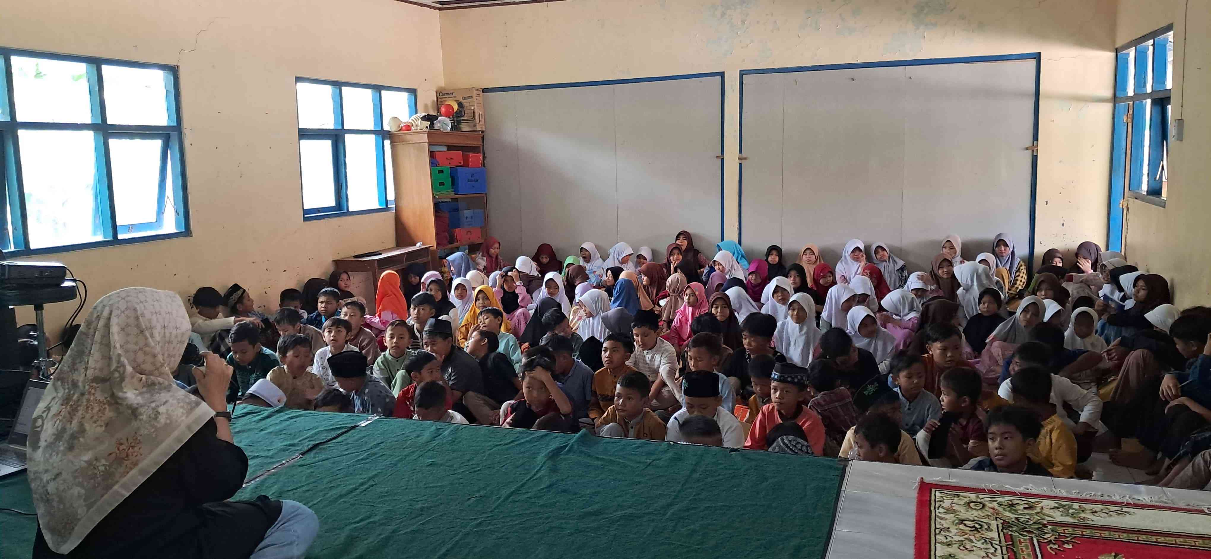 Dokumentasi kegiatan Pesantren Ramadhan SDN 1 Dermaji 1445 H/dok. pri