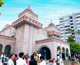 Suasana Masjid Agung Taipei saat Idul Fitri. Foto: DokPri