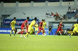 Malaysia U23 saat lawan Indonesia tahun lalu. (Dok pssi dipublikasikan kompas.com)