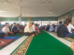 Gambar 5. Suasana salat Idul Fitri 1445H di Masjid Mujahidin/dokpri