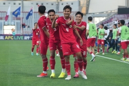 Pemain Timnas Indonesia U23 rayakan gol tunggal Komang Teguh (nomor 4) di laga melawan Australia. (Sumber: Dok PSSI via Kompas.com)