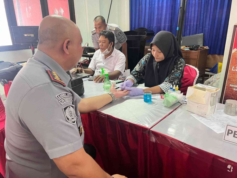 Kegiatan ini juga diikuti oleh Pipas cabang Pamekasan dan pegawai Bapas Pamekasan, Kamis (18/04/2024) Pagi (Foto: Humas Lapas Narkotika Pamekasan)