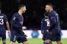 Achraf Hakimi dan Kylian Mbappe, merayakan gol ke gawang Toulouse dalam laga Piala Super Perancis (AFP/FRANCK FIFE) via kompas.com