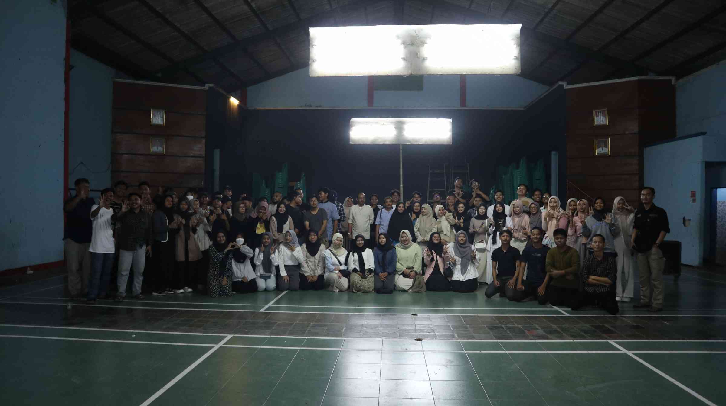 Foto Bersama Alumni Pesona