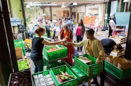 Sumber: shareable.net/How Food Assembly Created a Sustainable, Community-driven Food Sharing System in Europe