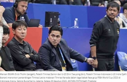 Ilustrasi top Ketua Umum PSSI Erick Tohir, pelatih Timnas Indonesia Shin Tae-yong dan Indra Sjafri (Sumber: Tempo.co)