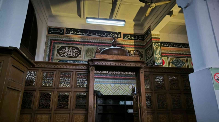 Area dalam masjid Cut Muetia (dokpri/irerosana