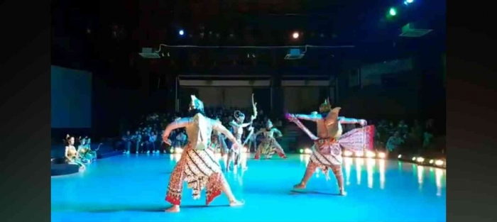 Rama Wijaya berhasil membentangkan busur (dokpri)