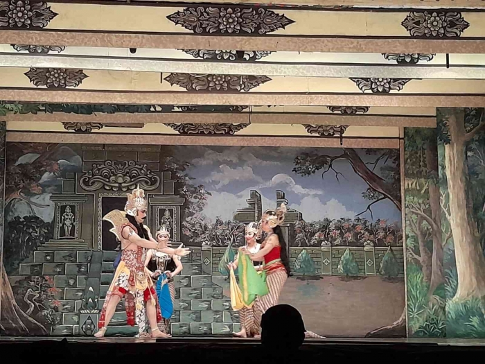 Basudewa palsu berhasil masuk istana (dokpri)