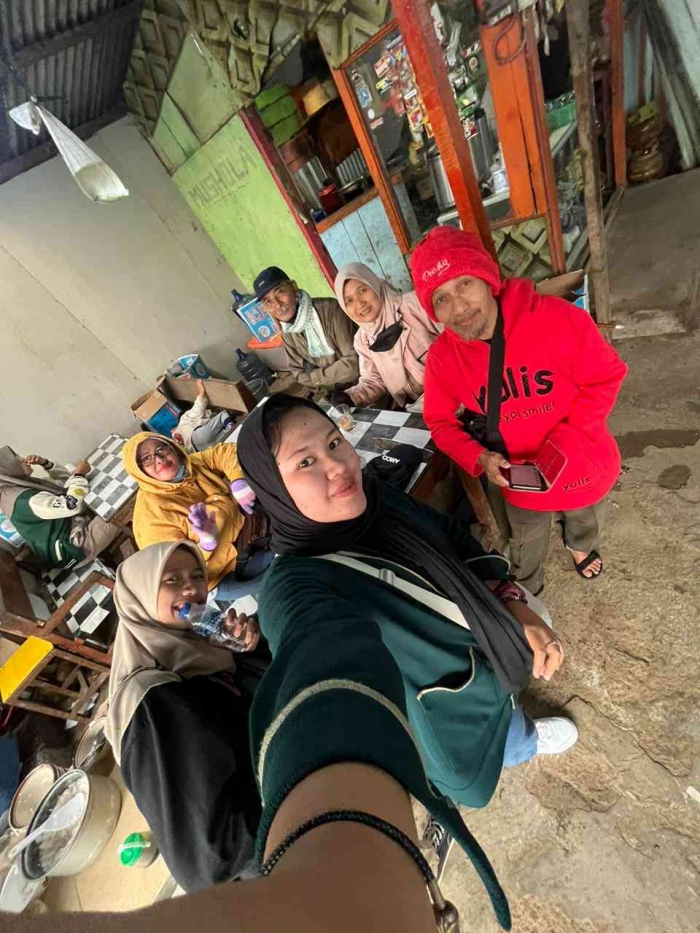 Sarapan dulu, ya... (dokpri)